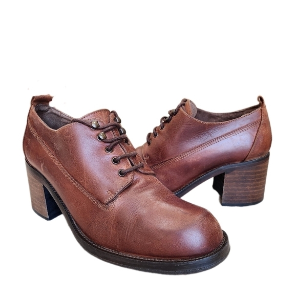 VINTAGE GUESS Marciano distressed Leather Bootie boots, Whiskey Brown, Women's 7 - Picture 1 of 6